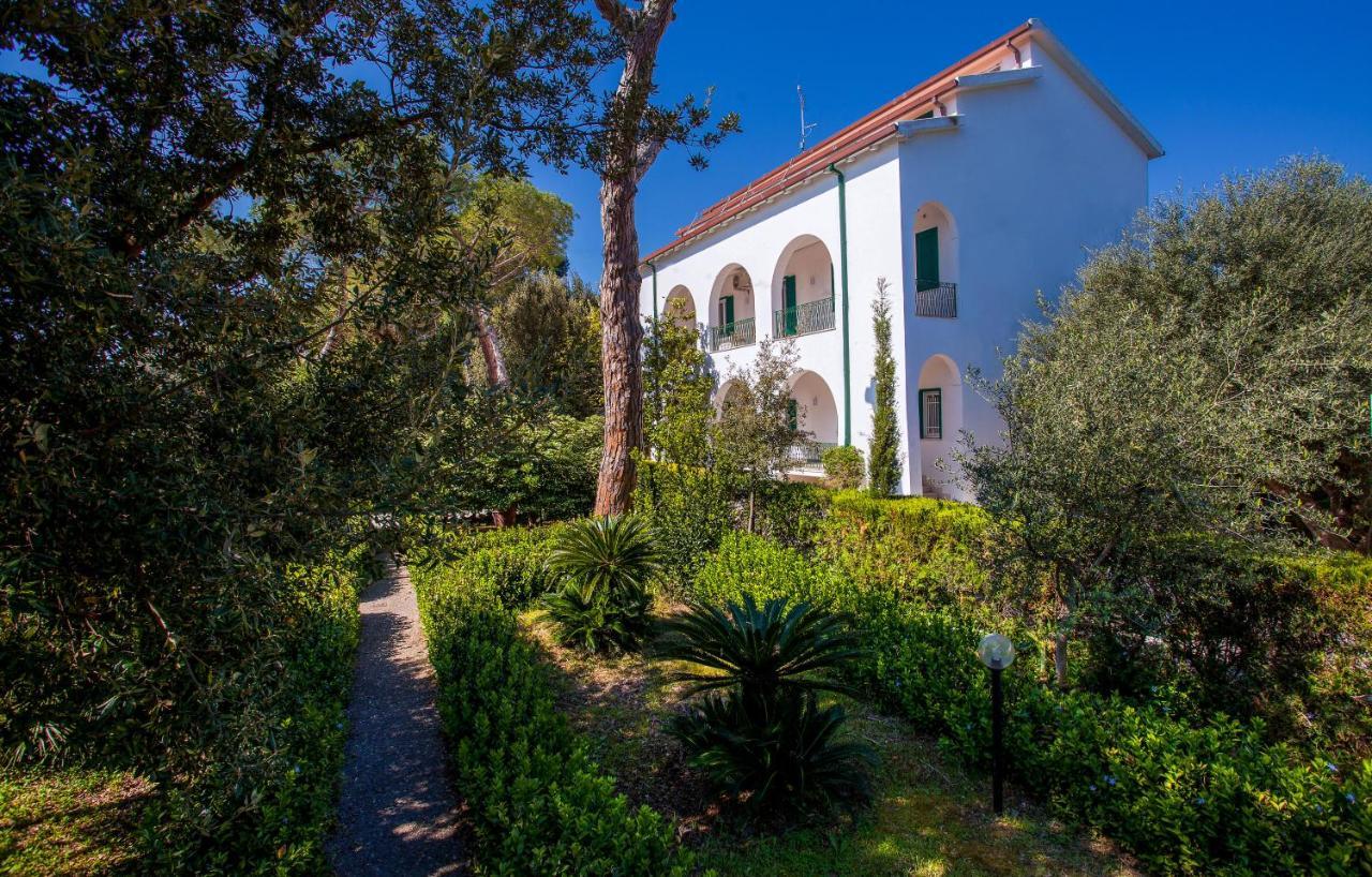 Villa Marta Таранто Экстерьер фото